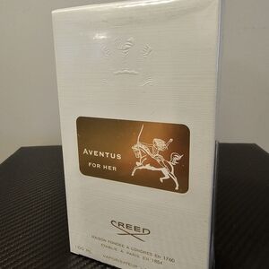 Creed Aventus for Her White Box with Gold Label Perfume